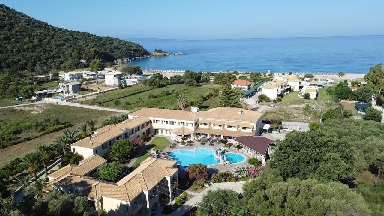 Karavostasi Beach Hotel Pérdika Exterior foto