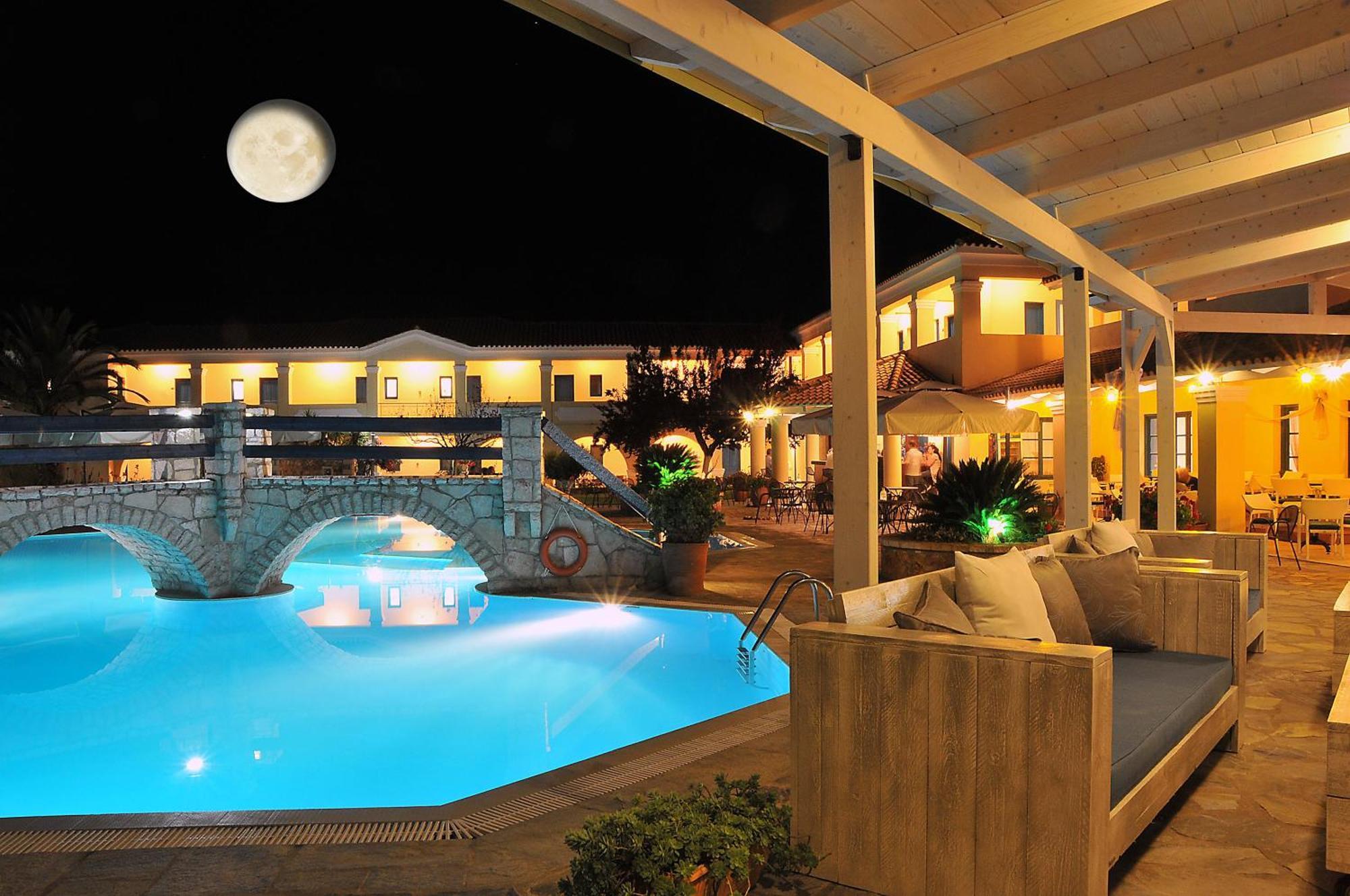 Karavostasi Beach Hotel Pérdika Exterior foto
